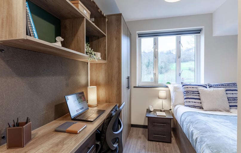 Meanwood Road, Woodhouse, Leeds - Image 1